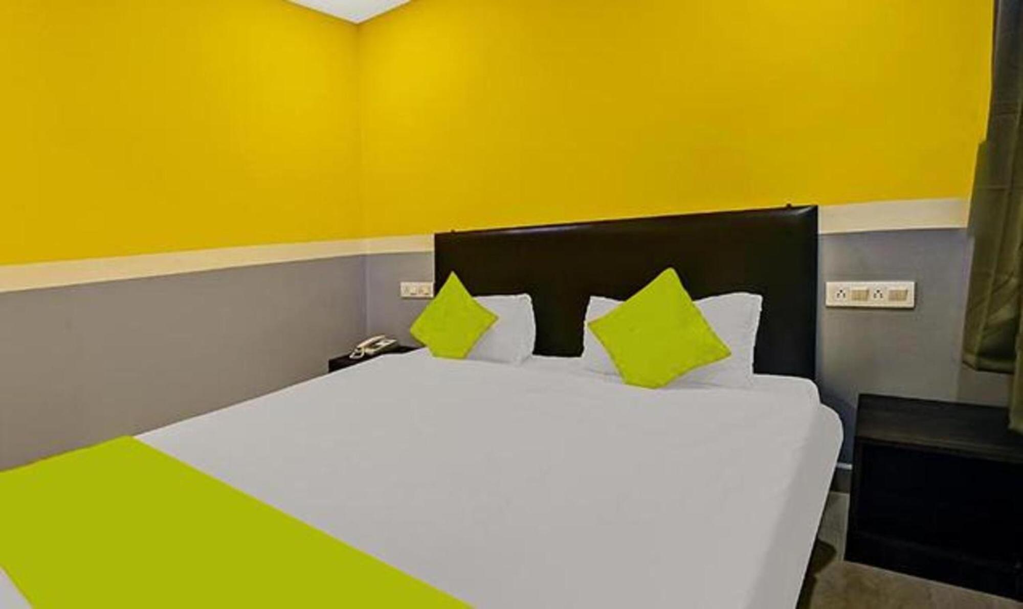 Fabexpress 29 Beach House, Morjim Beach מראה חיצוני תמונה